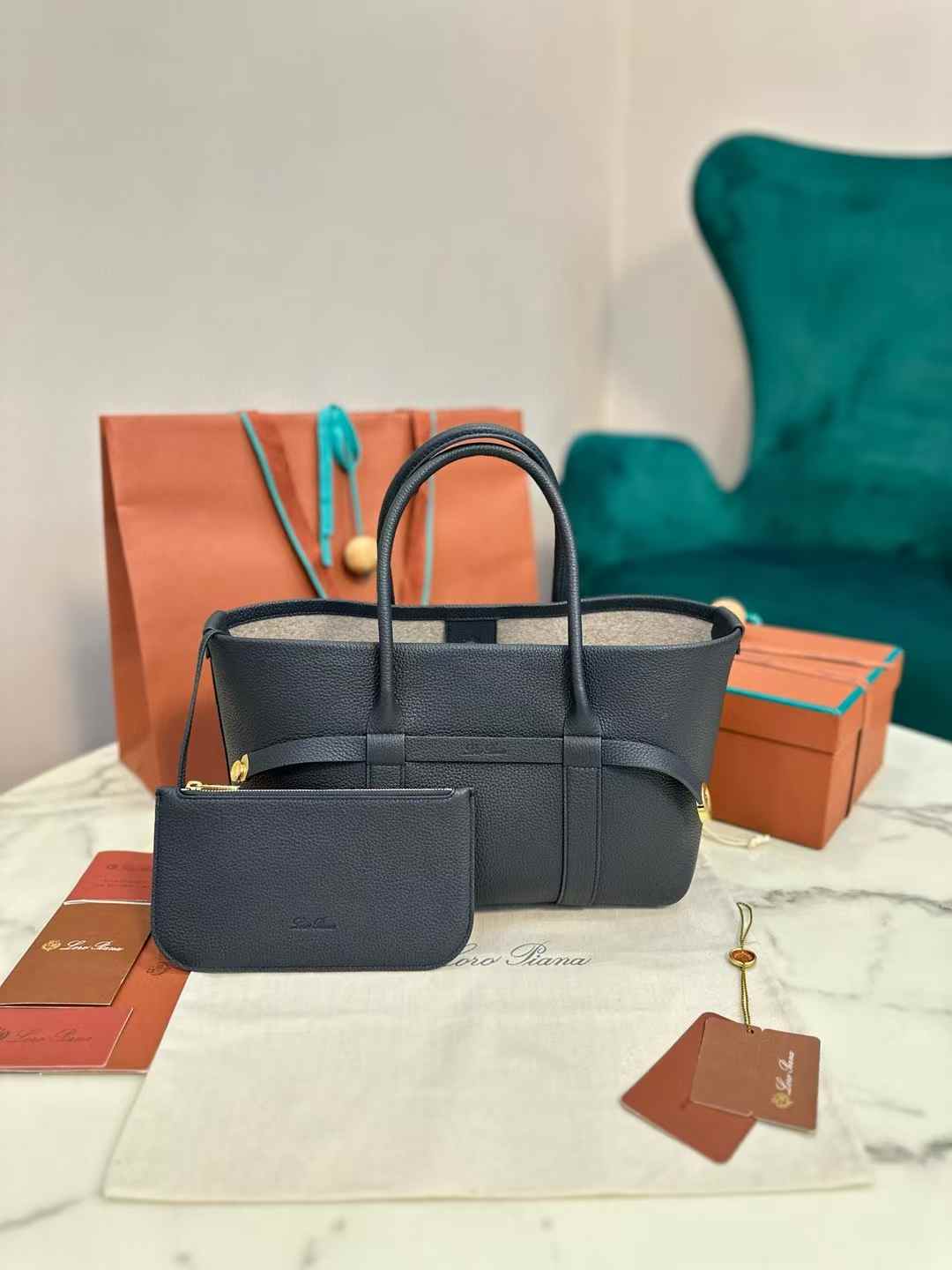 Loro Piana Small Ghiera Shopper view 1