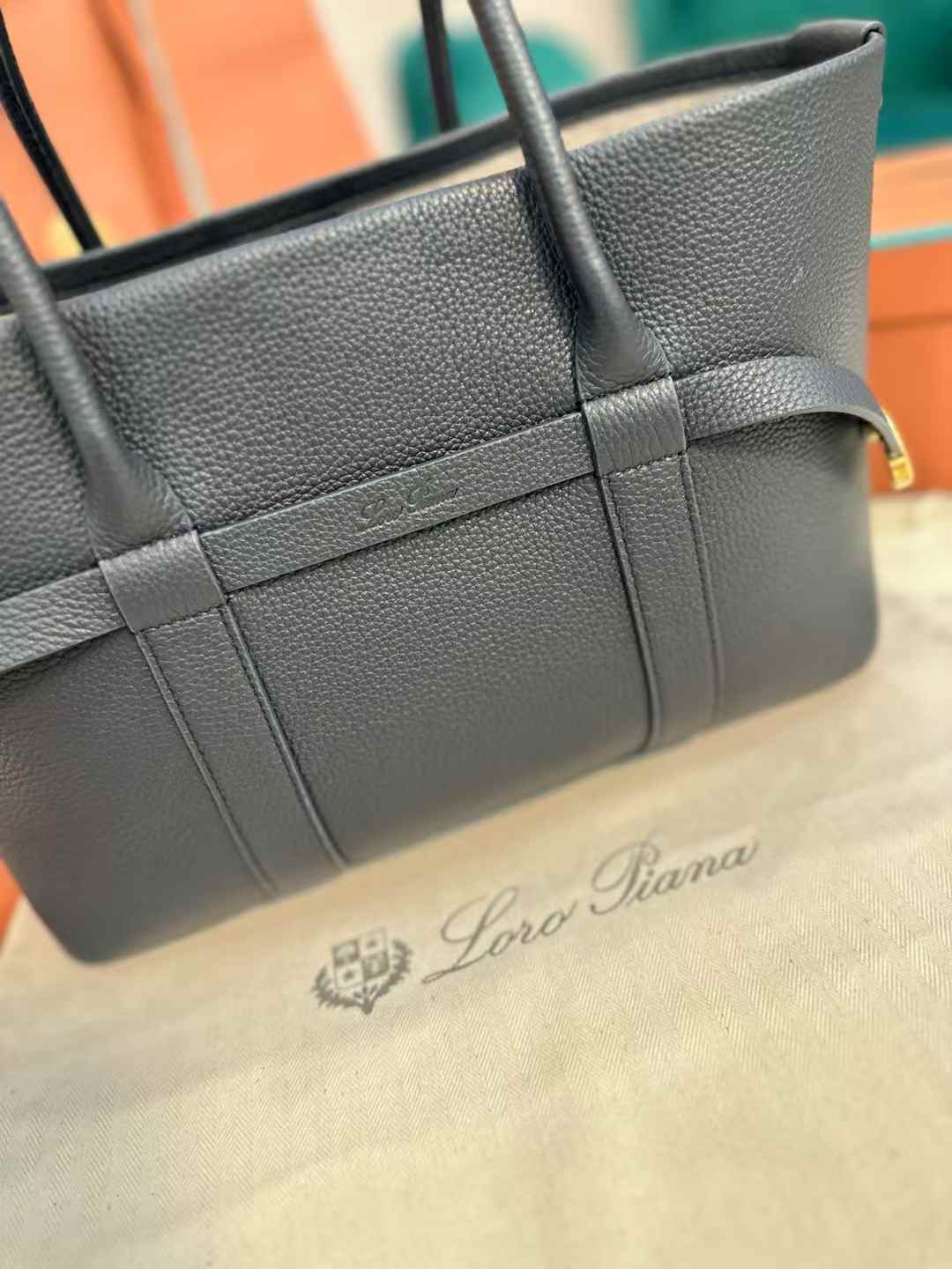 Loro Piana Small Ghiera Shopper view 3