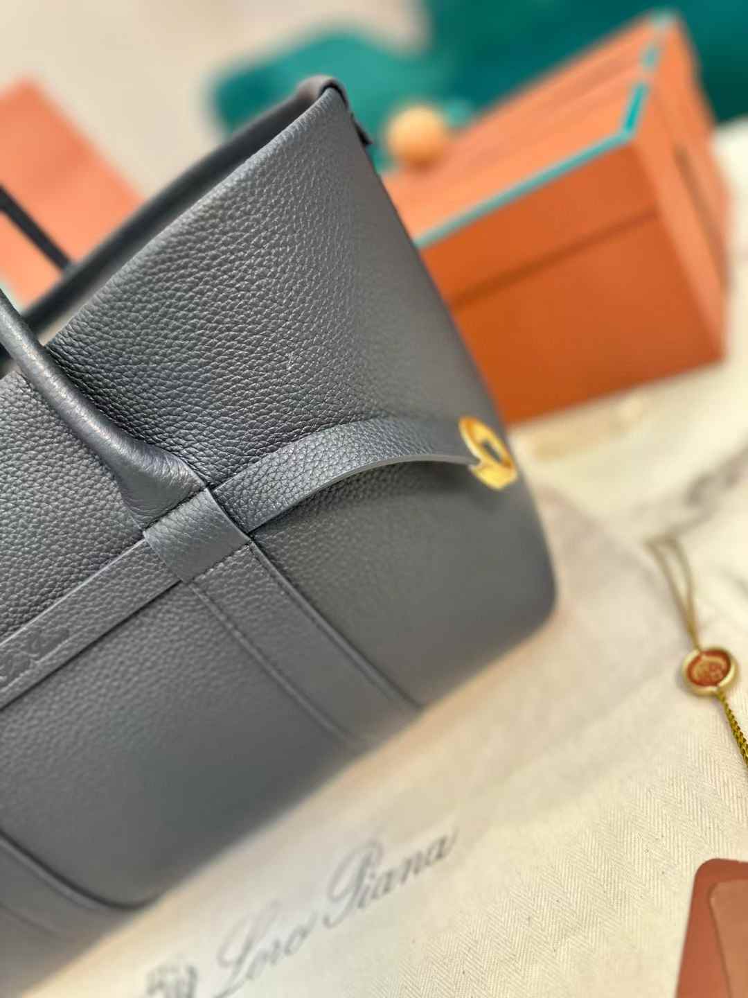 Loro Piana Small Ghiera Shopper view 4