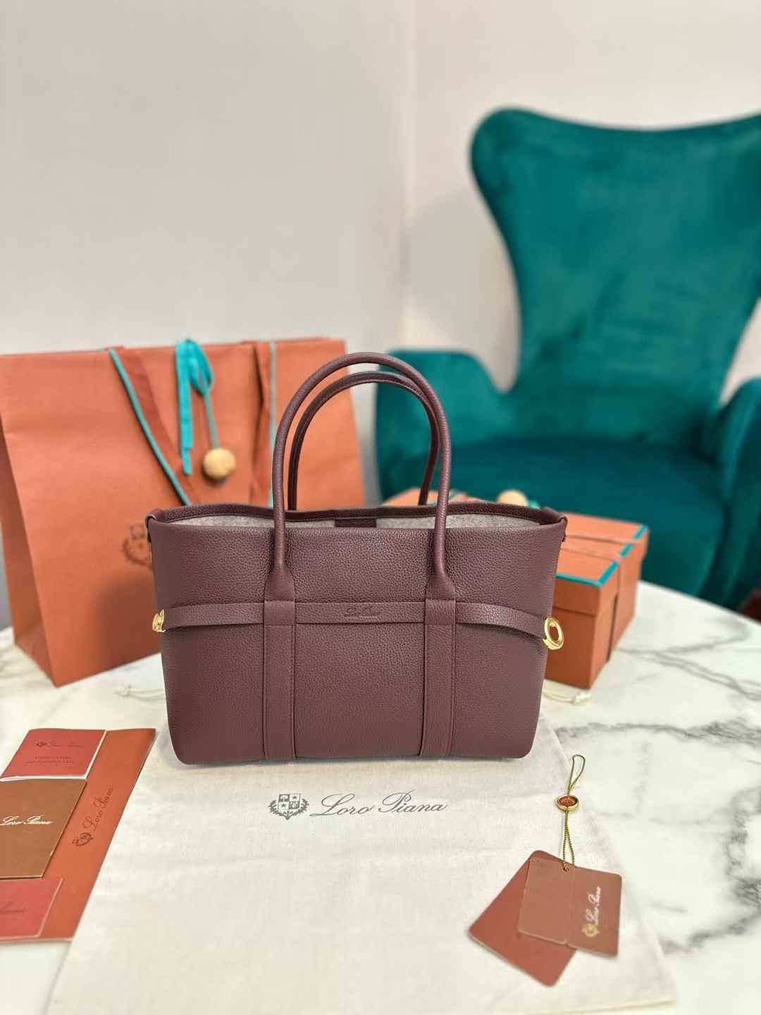 Loro Piana Small Ghiera Shopper view 2