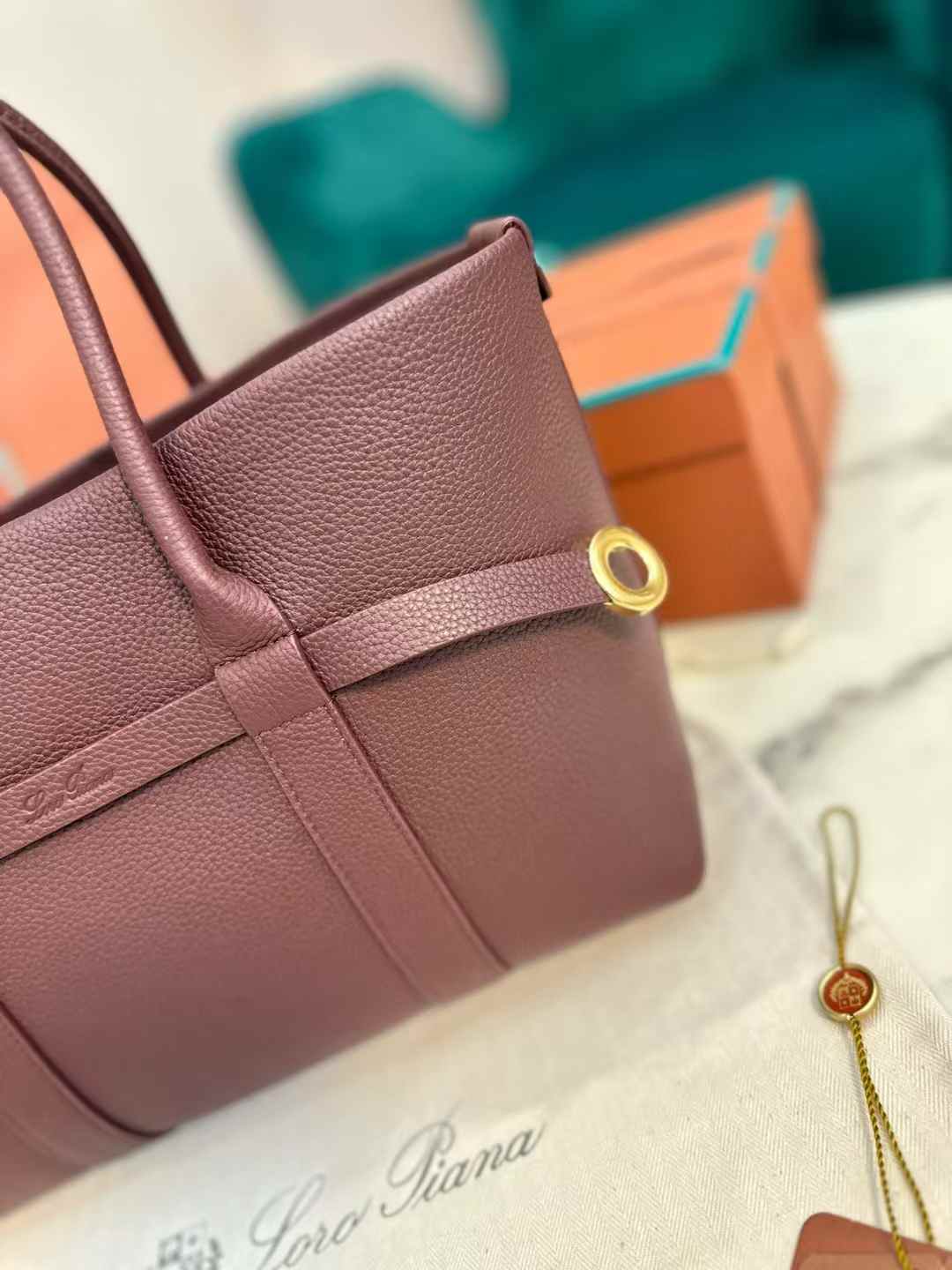 Loro Piana Small Ghiera Shopper view 4