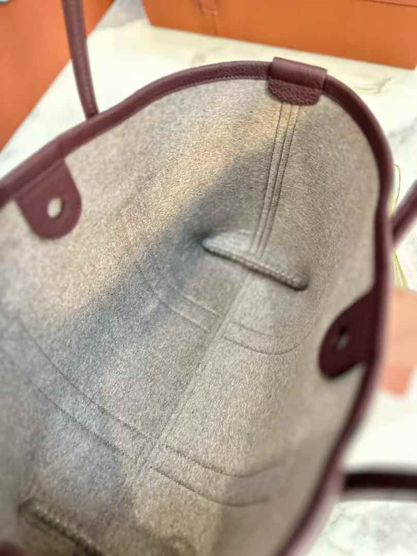 Loro Piana Small Ghiera Shopper view 8