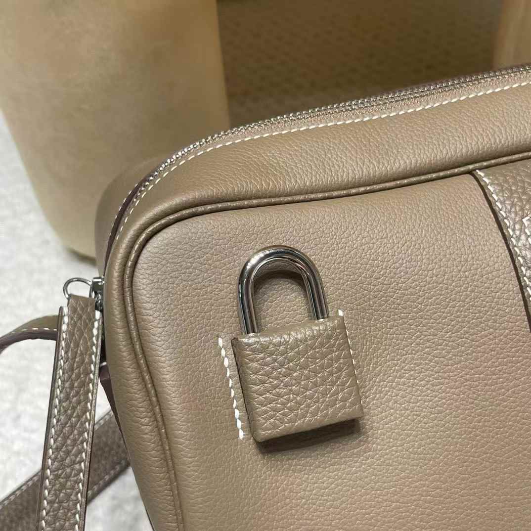 Hermès Nouveau On Body view 11