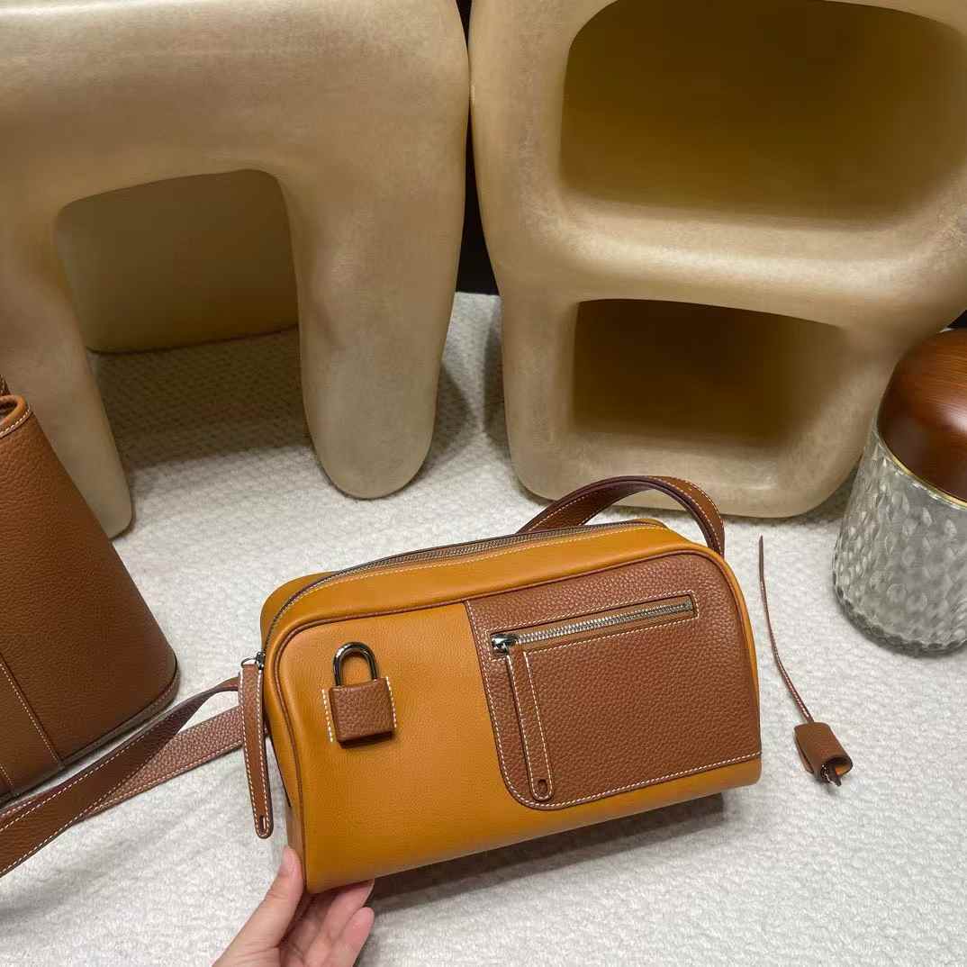 Hermès Nouveau On Body view 2
