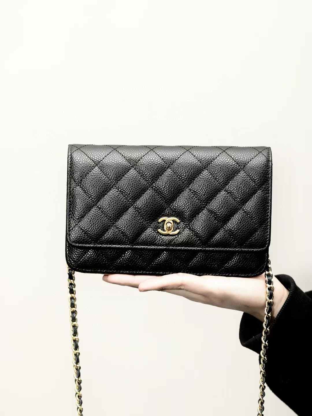 Chanel Chain wallet view 1