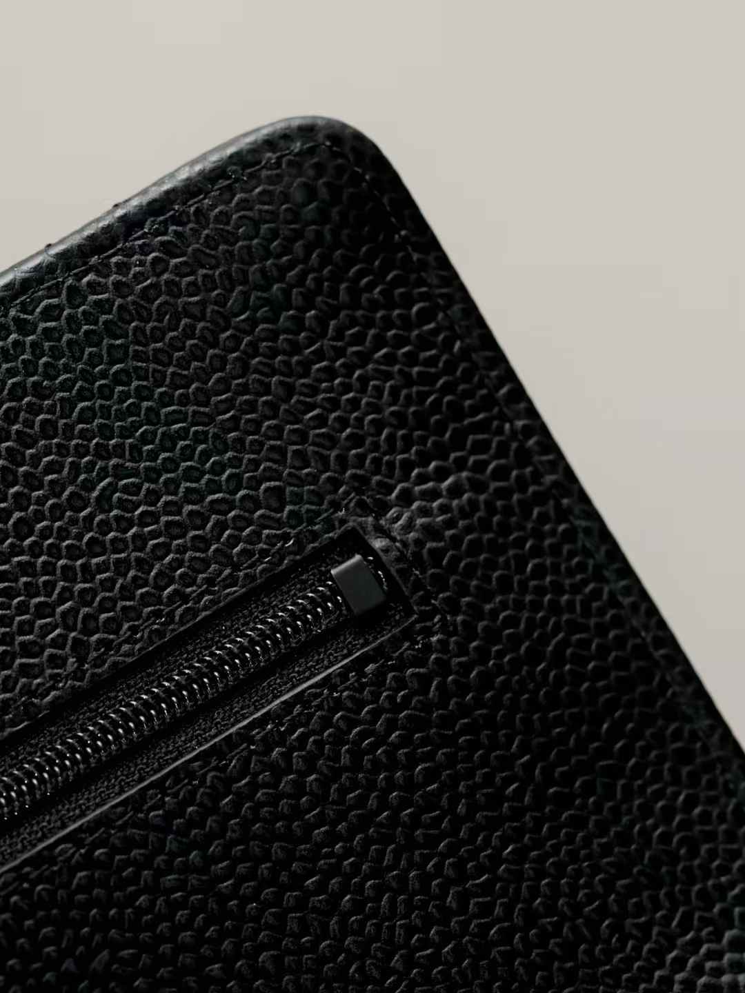 Chanel Chain wallet view 5