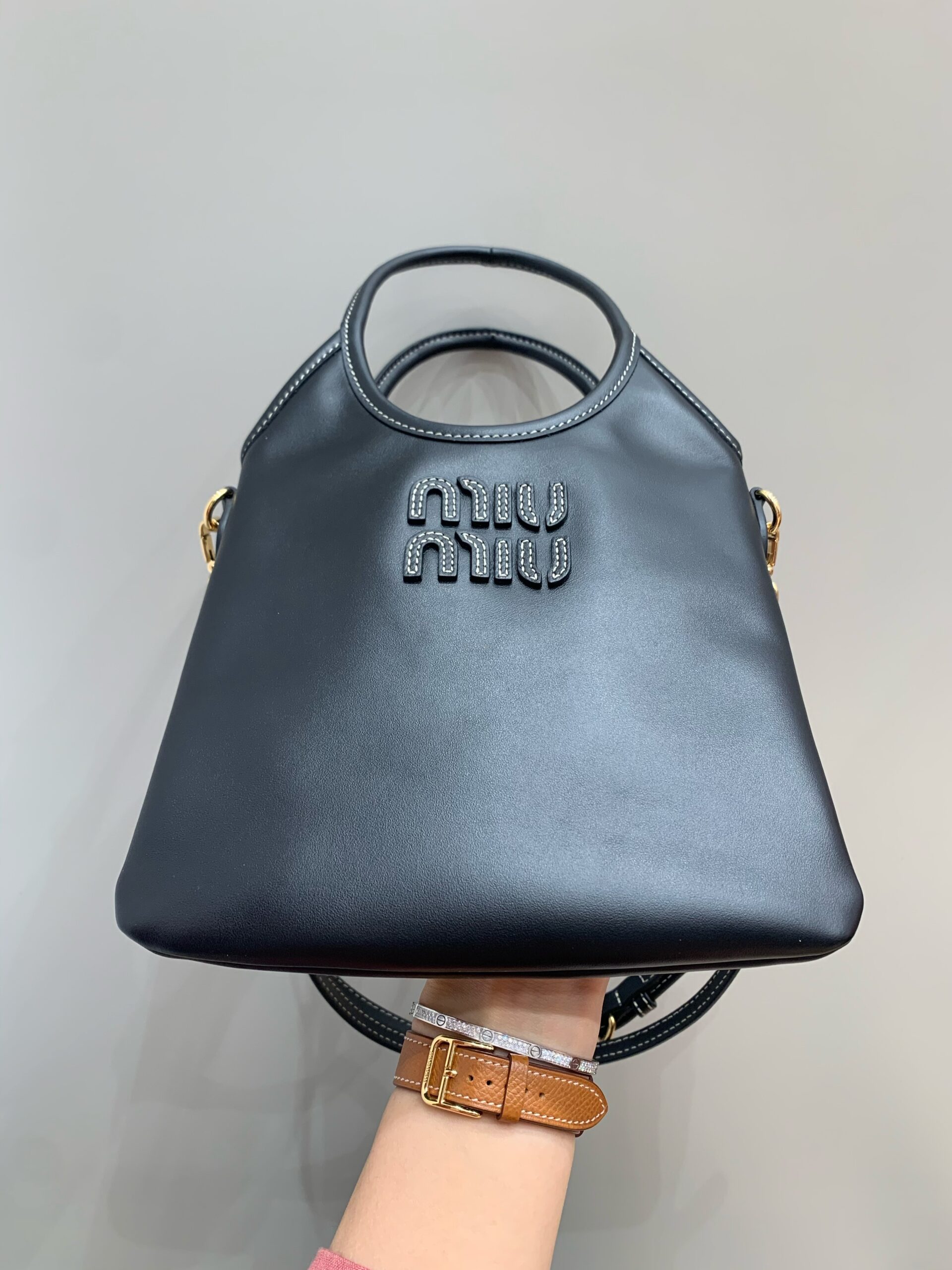 Miu Miu IVY leather handbag view 6