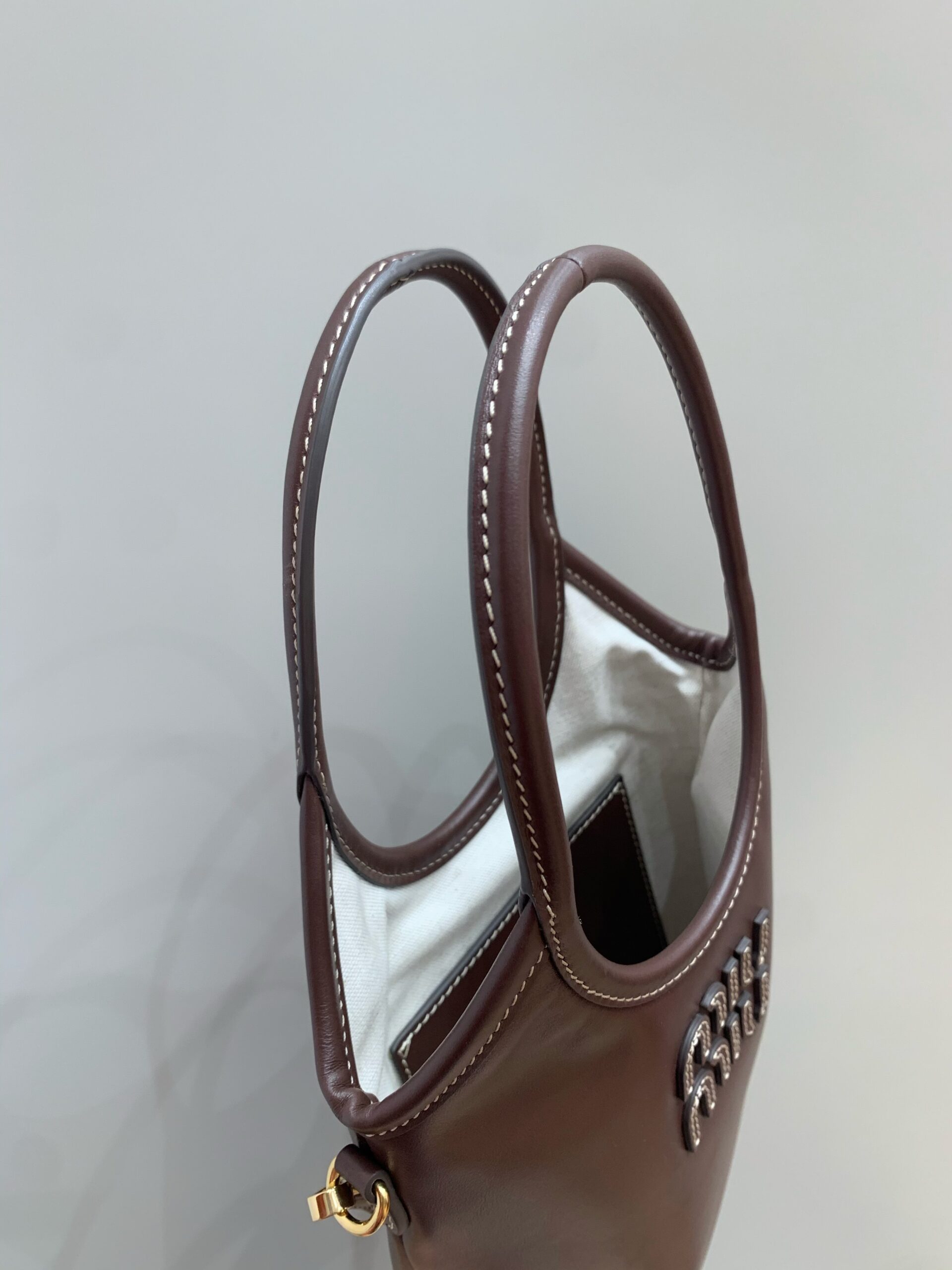 Miu Miu IVY leather handbag view 6