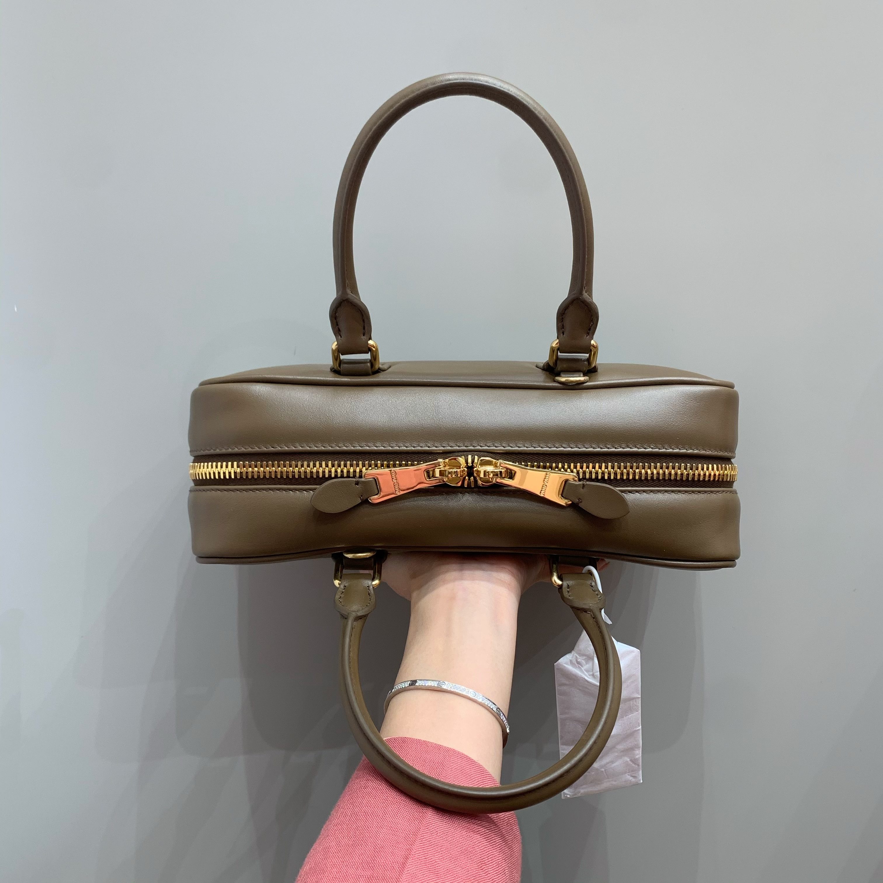 Miu Miu Beau leather bag view 8