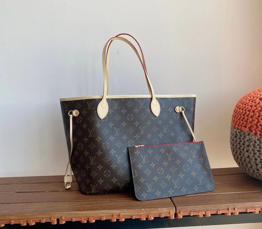 Louis Vuitton Neverfull PM M46987 view 4