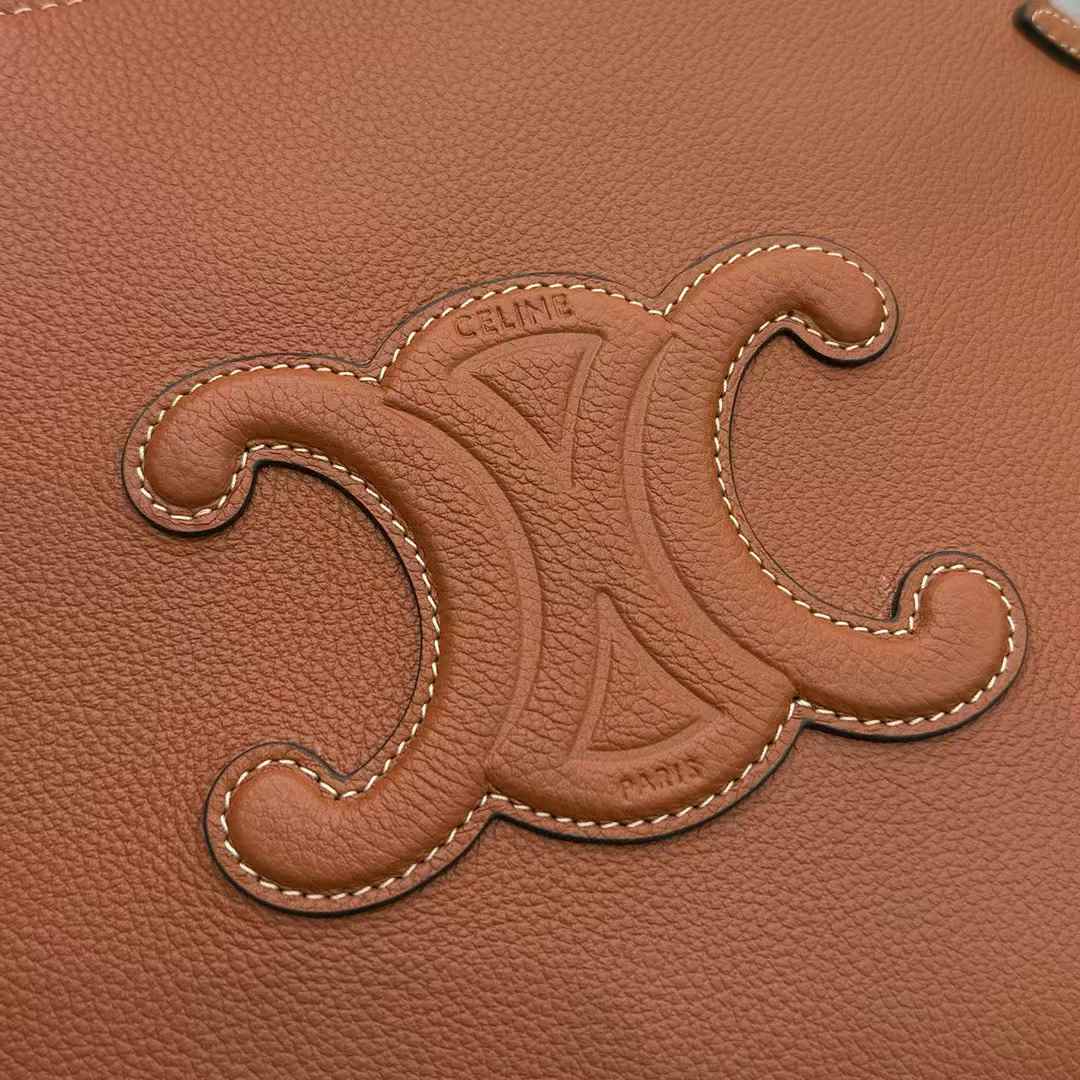 Celine MINI CABAS ANAIS CUIR TRIOMPHE in Grained calfskin view 8