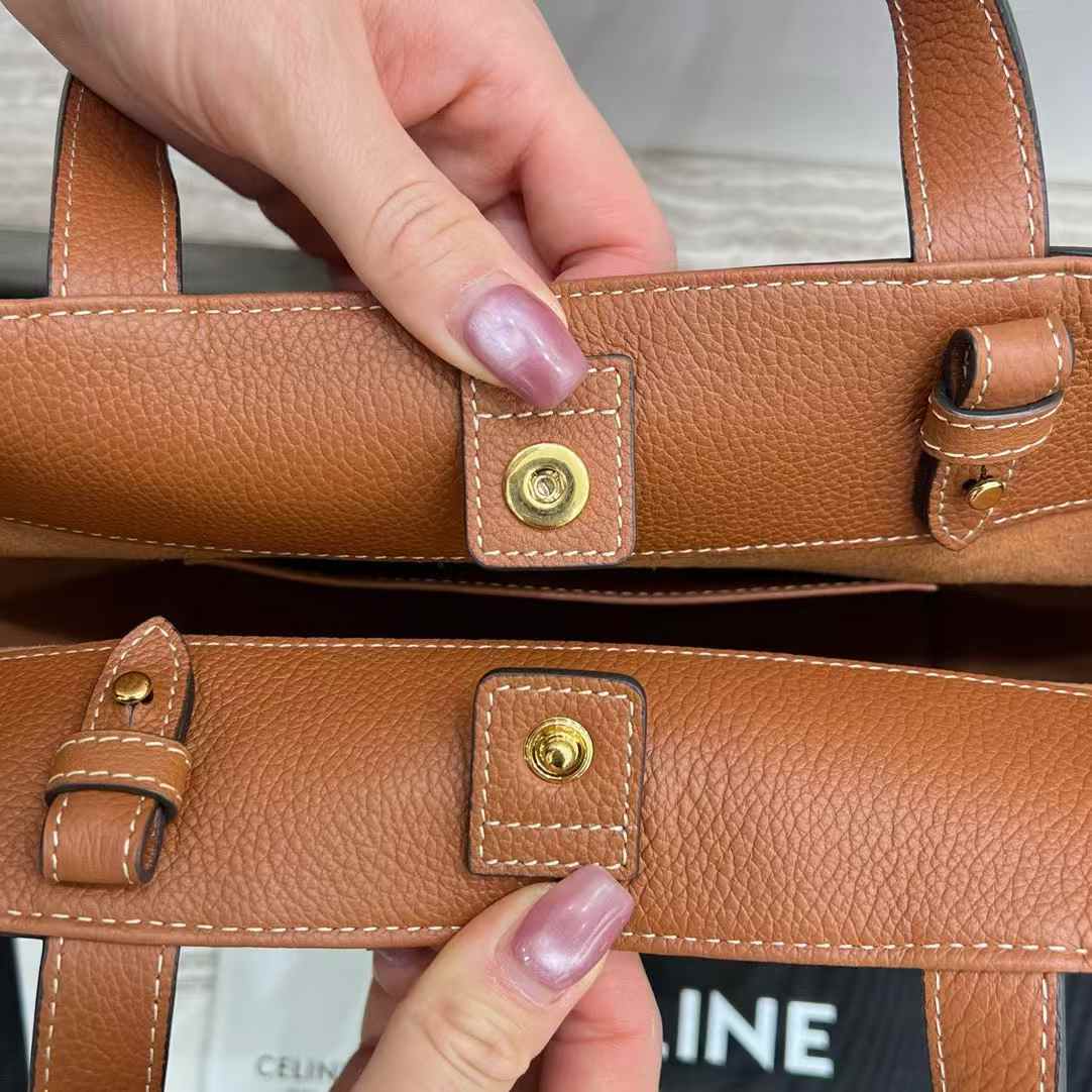 Celine MINI CABAS ANAIS CUIR TRIOMPHE in Grained calfskin view 9