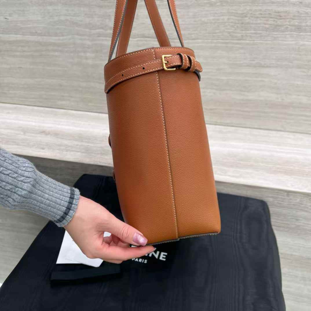 Celine CABAS ANAÏS CUIR TRIOMPHE in Grained calfskin view 2