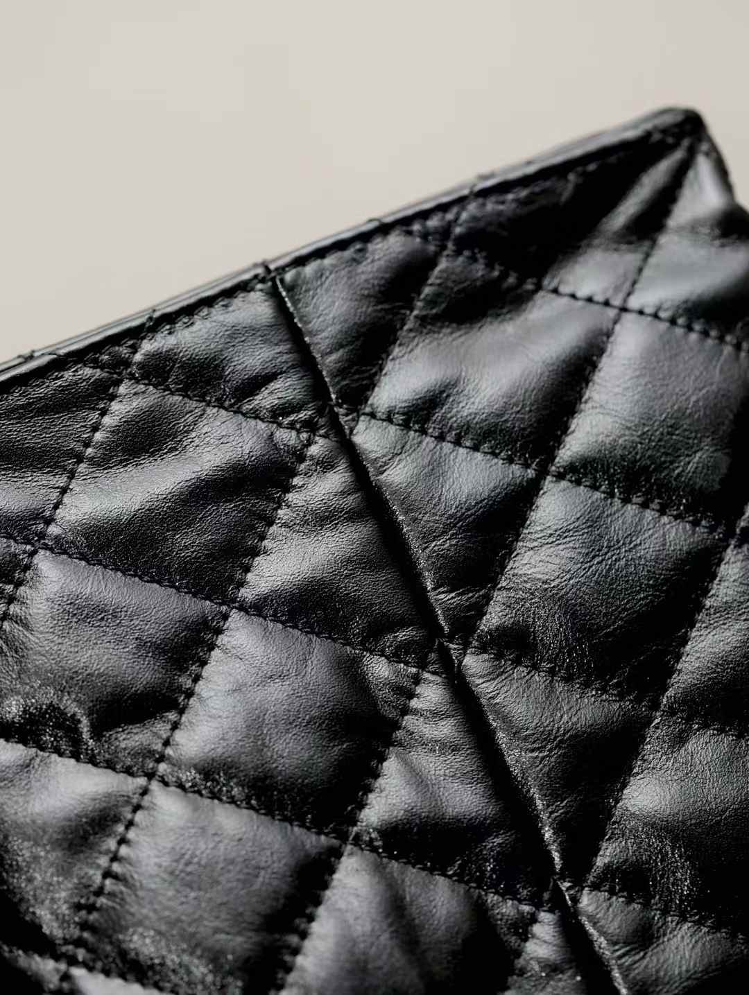 Chanel 25 Bags view 7