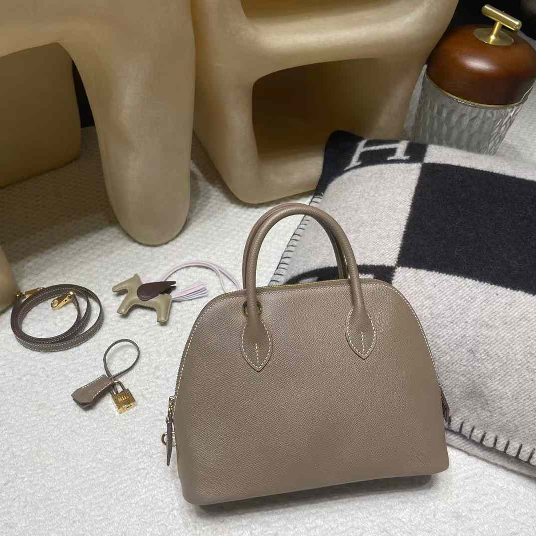 Hermès Bolide Bag view 2