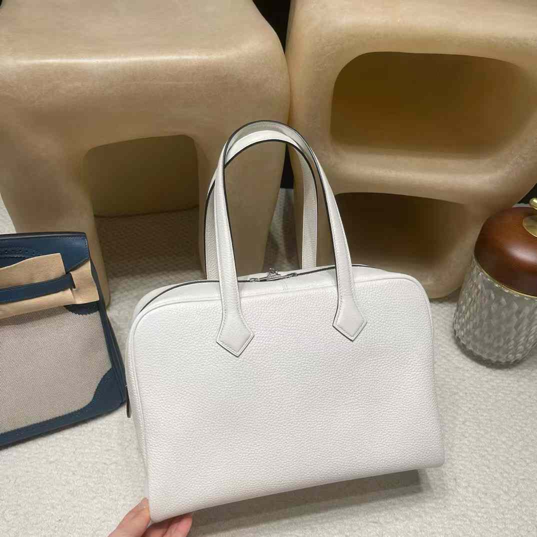Hermès Victoia Bag view 8