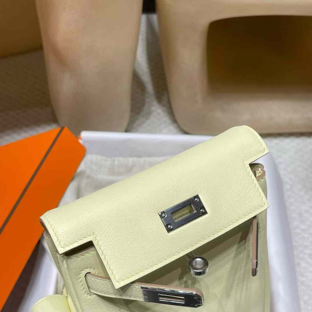 Hermès KELLY JUMP Backpack view 8