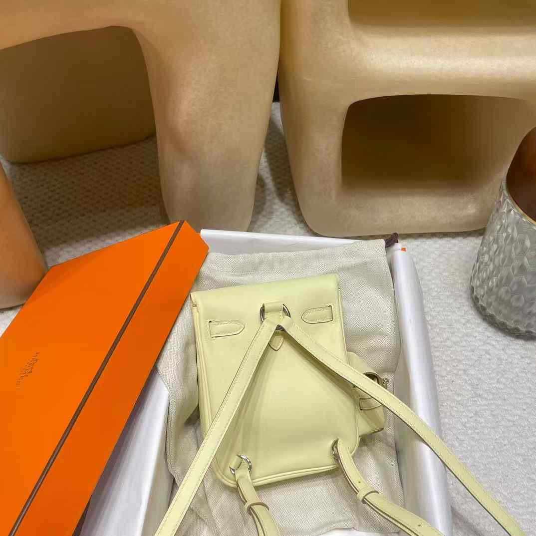Hermès KELLY JUMP Backpack view 9