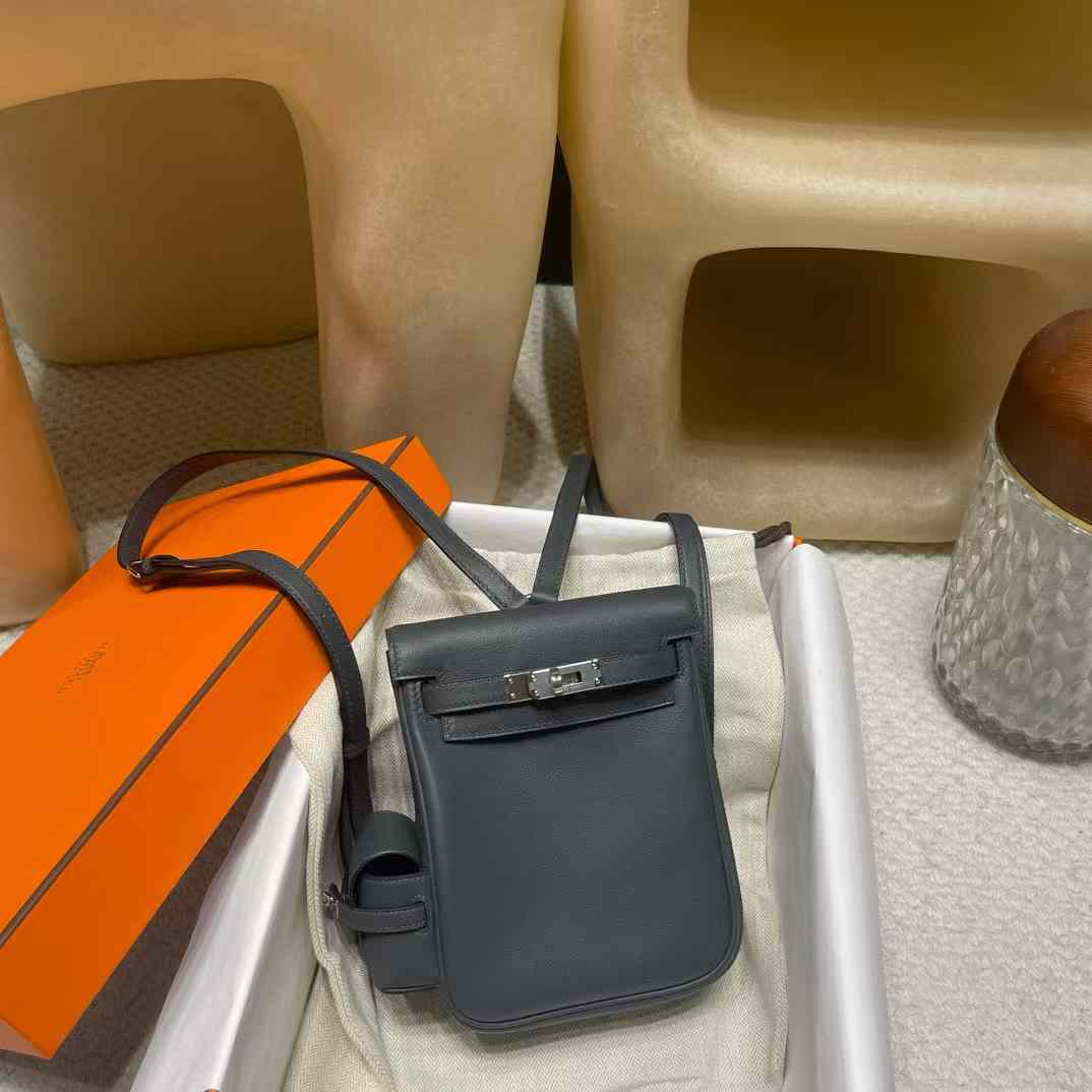 Hermès KELLY JUMP Backpack view 2