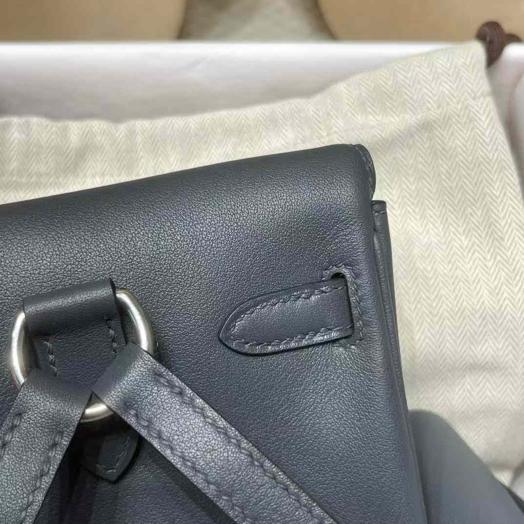 Hermès KELLY JUMP Backpack view 4