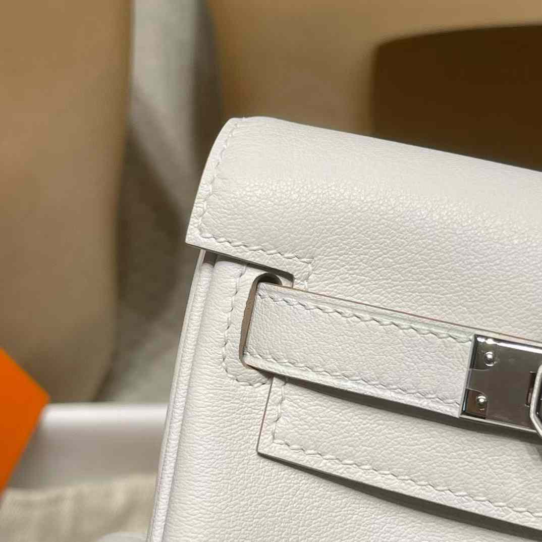 Hermès KELLY JUMP Backpack view 4