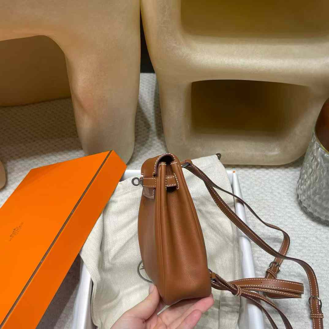 Hermès KELLY JUMP Backpack view 7