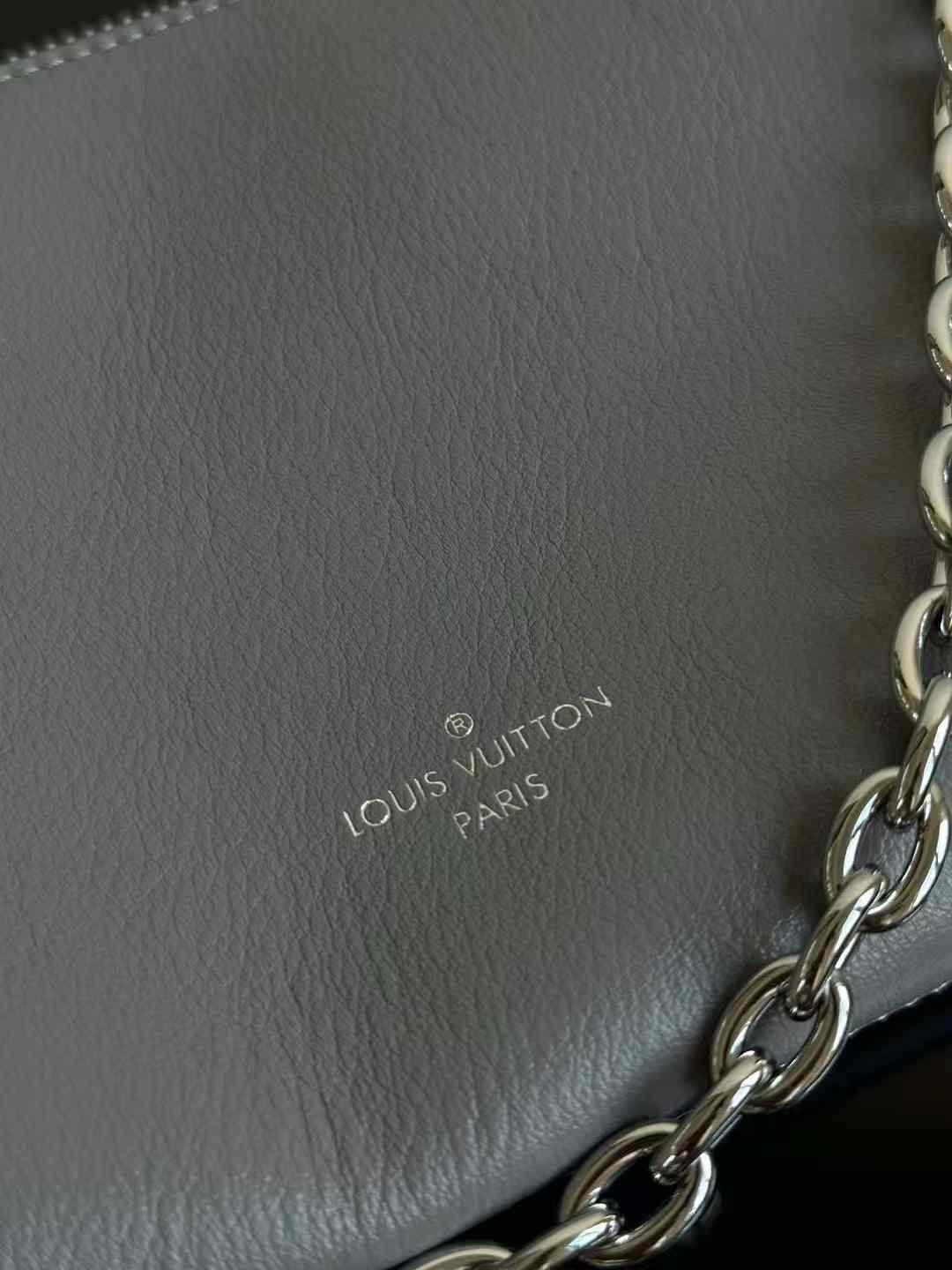 Louis Vuitton Fall-Winter 2024 Sho Slim Trunk M12596 view 4