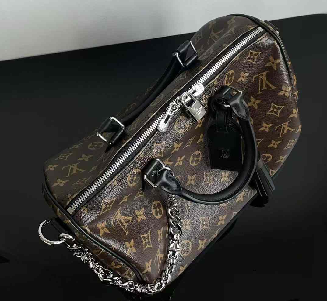 Louis Vuitton Speedy Soft 30 Crafty M12243 view 7