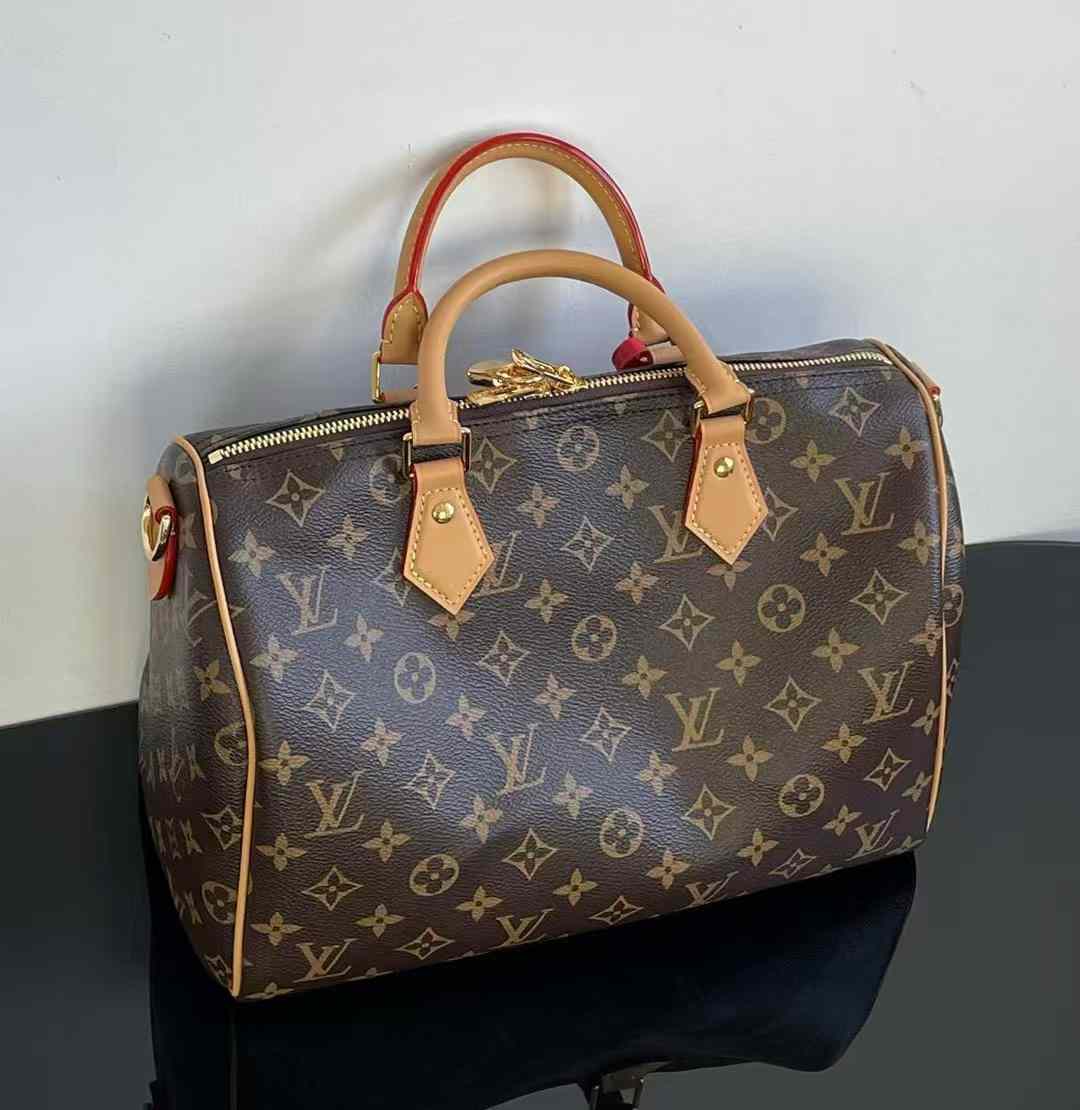 Louis Vuitton Speedy Soft 30 Crafty M11945 view 3