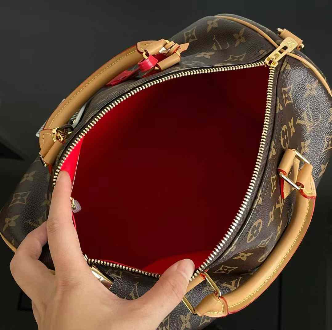 Louis Vuitton Speedy Soft 30 Crafty M11945 view 9