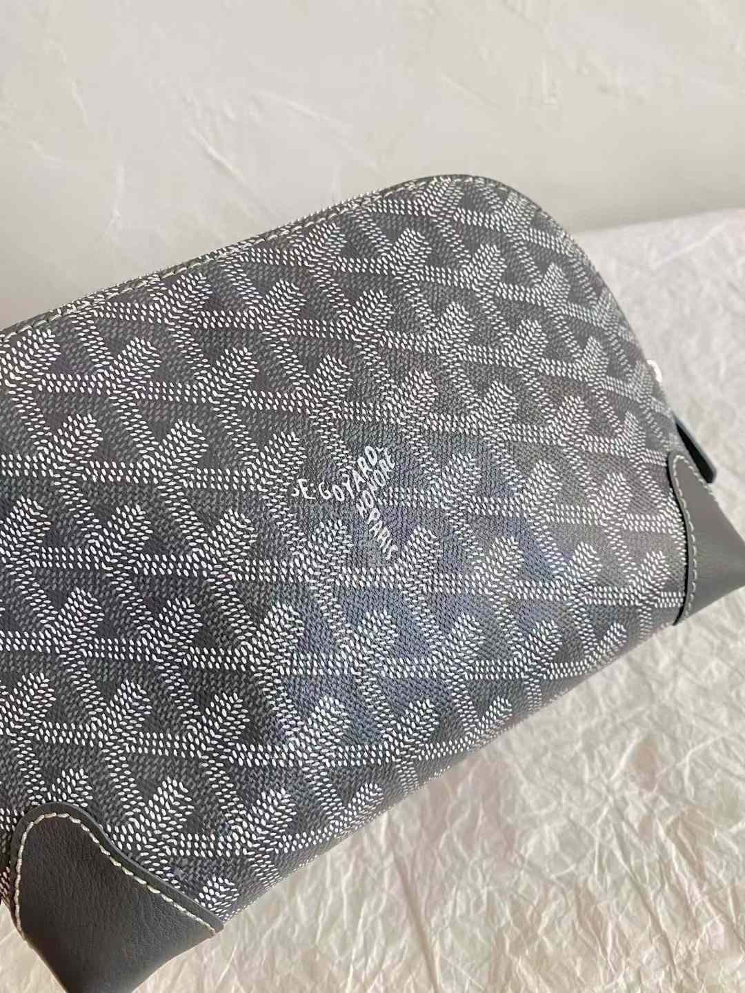 Goyard Vendôme Cosmetic Pouch view 14
