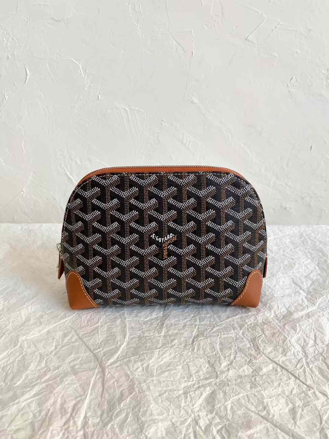 Goyard Vendôme Cosmetic Pouch view 20