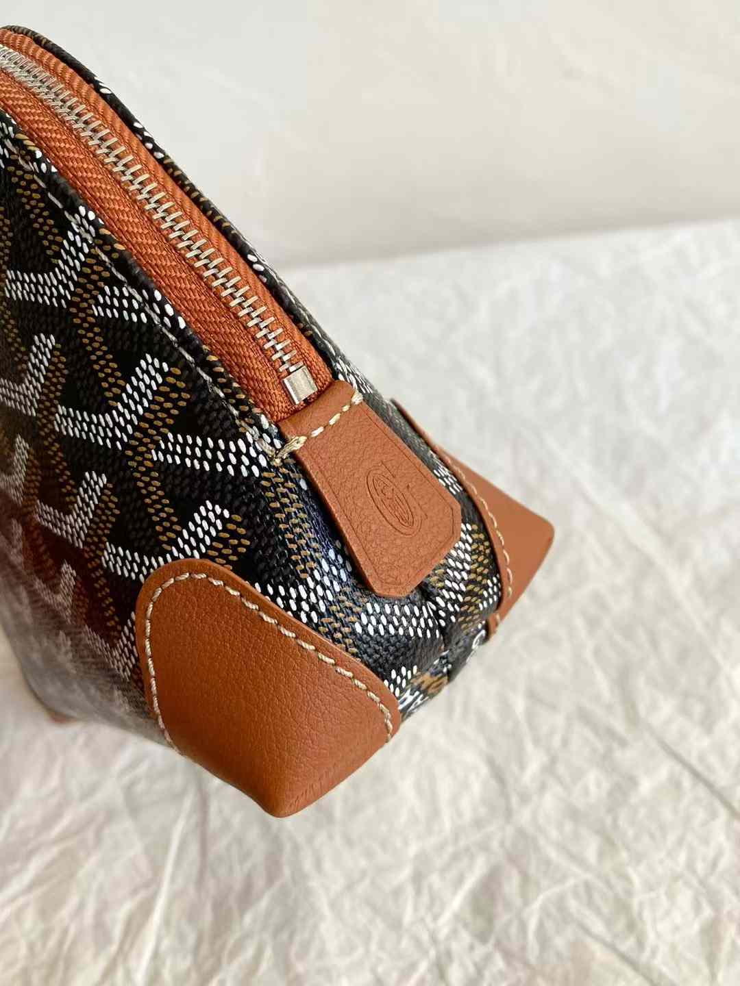 Goyard Vendôme Cosmetic Pouch view 24