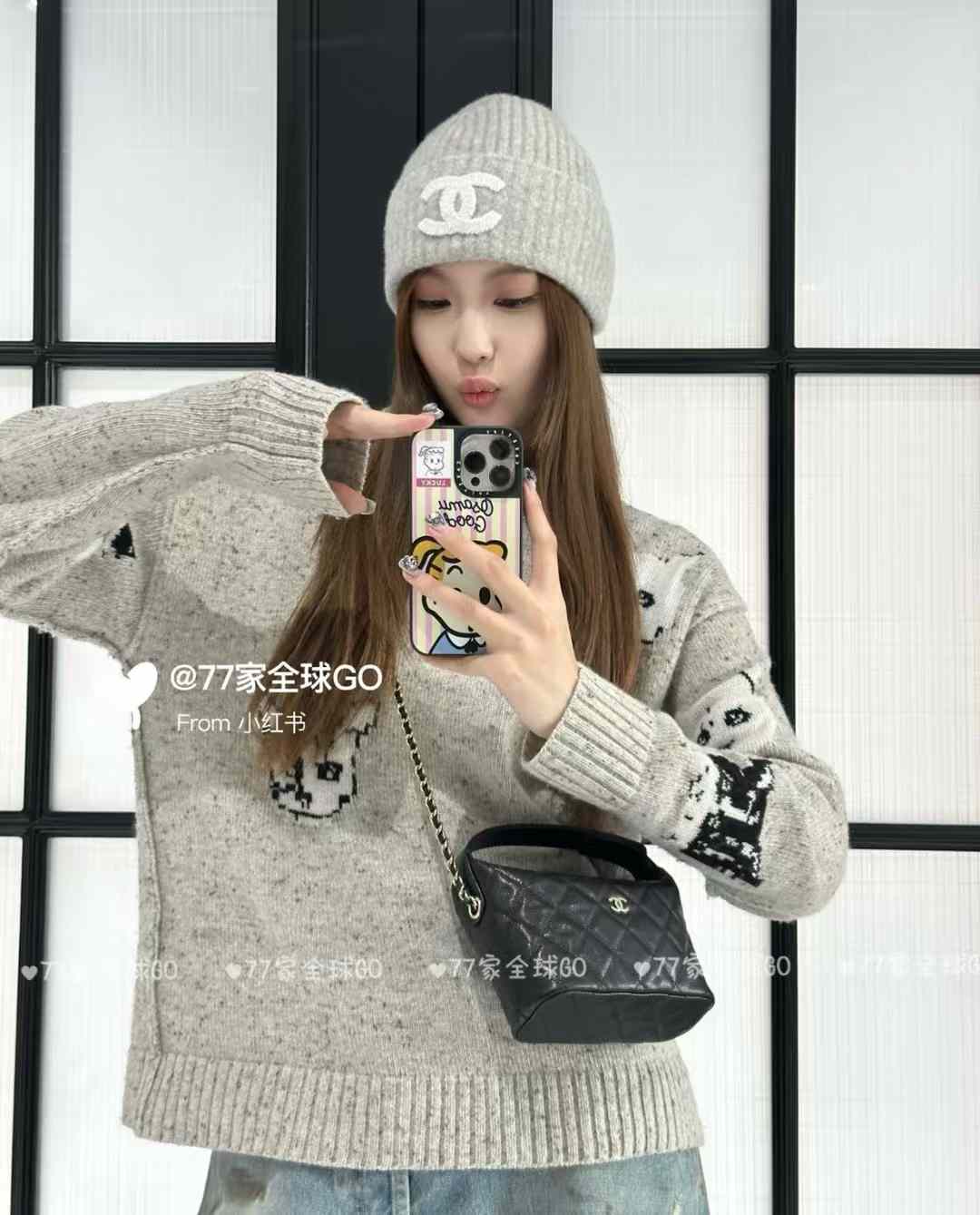 Chanel 25C hand bag view 9