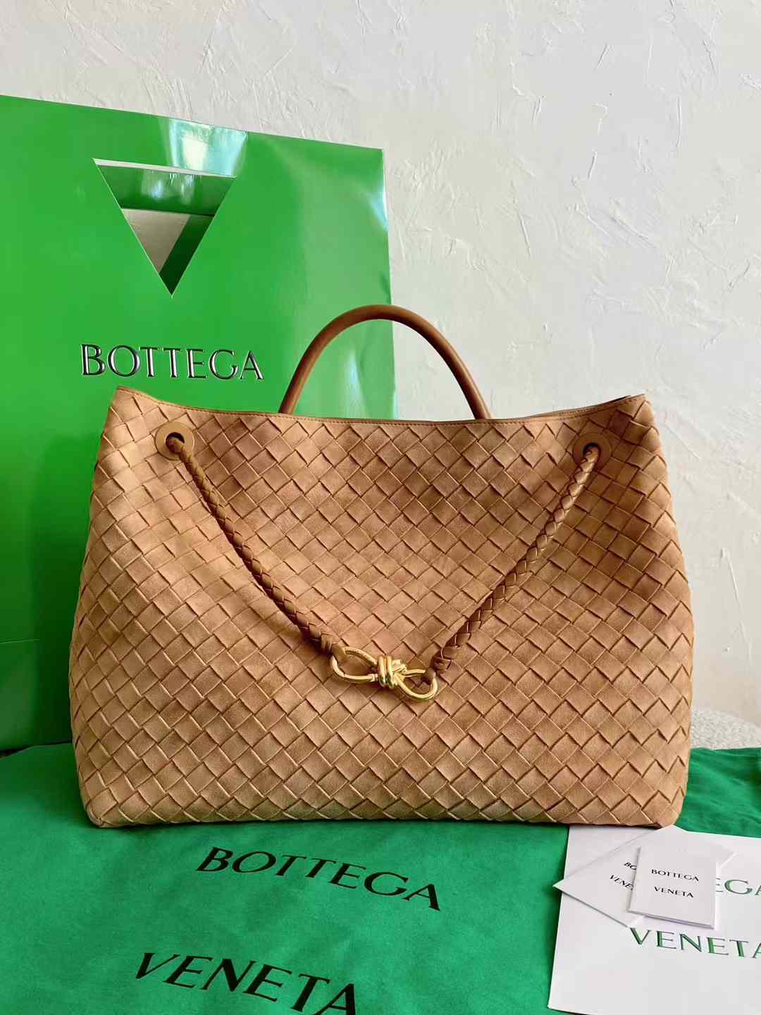 Bottega Veneta Andiamo view 1