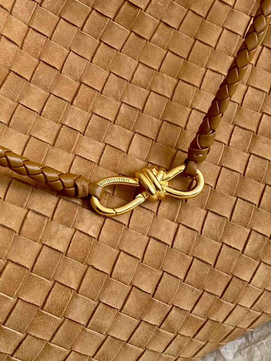 Bottega Veneta Andiamo view 5