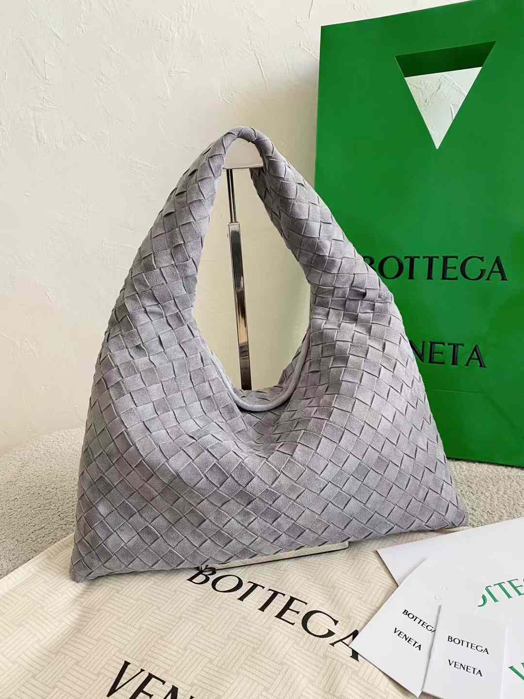 Bottega Veneta Hop view 1