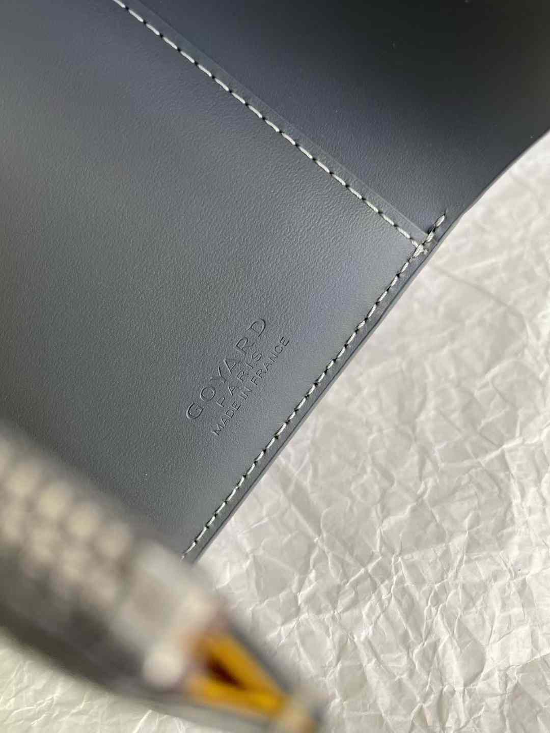 Goyard Saint-Gabriel wallet view 6