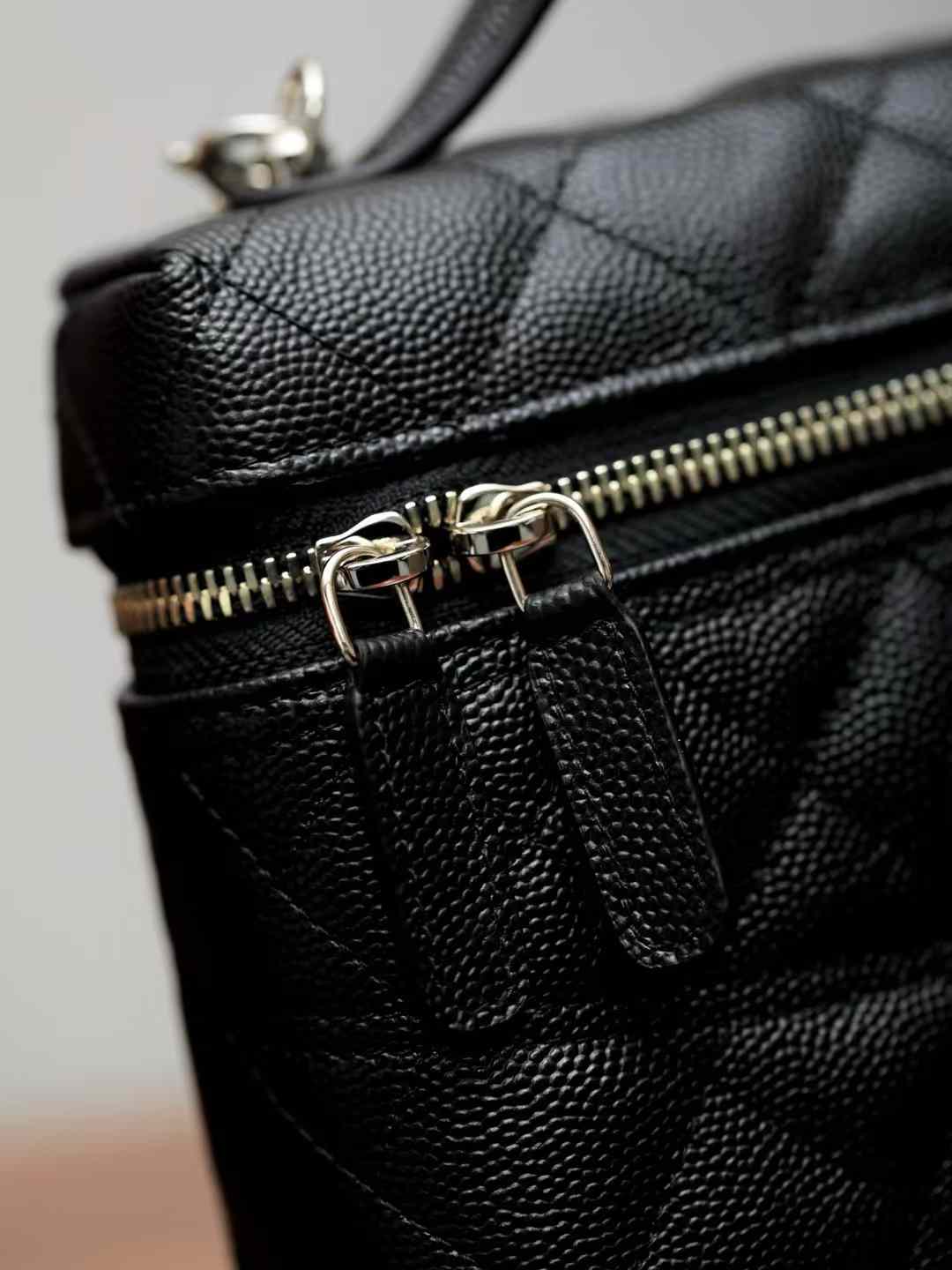 Chanel Long Vanity with Chain view 3
