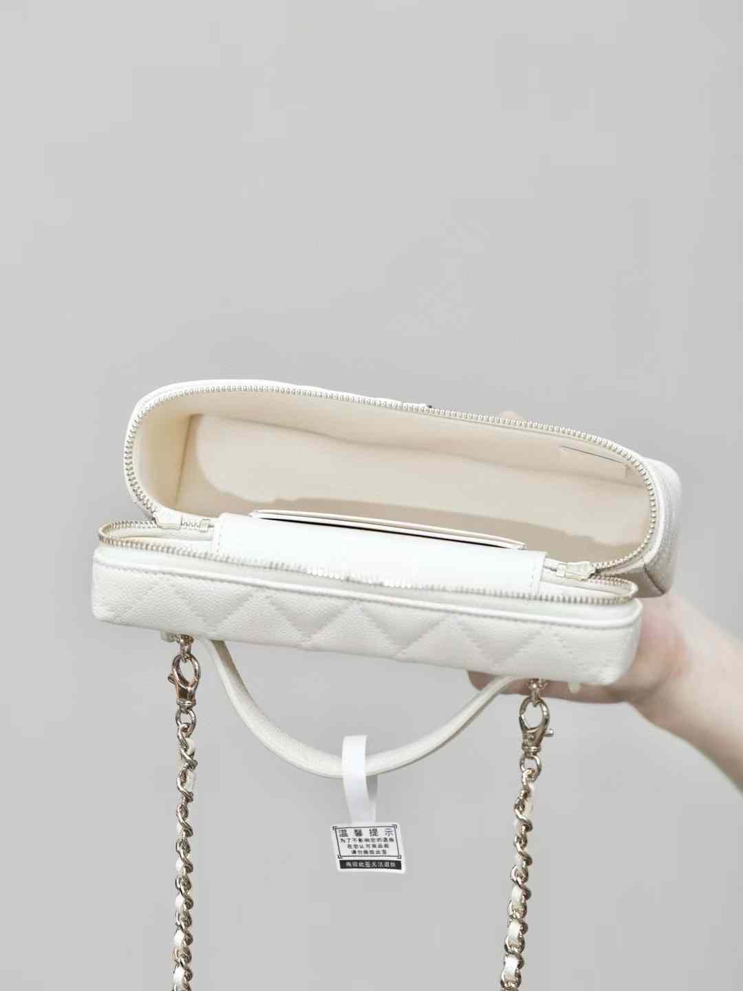 Chanel Long Vanity with Chain view 3