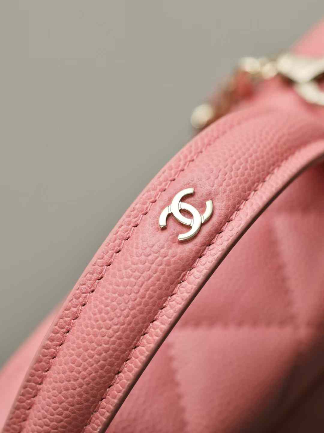 Chanel Long Vanity with Chain view 6