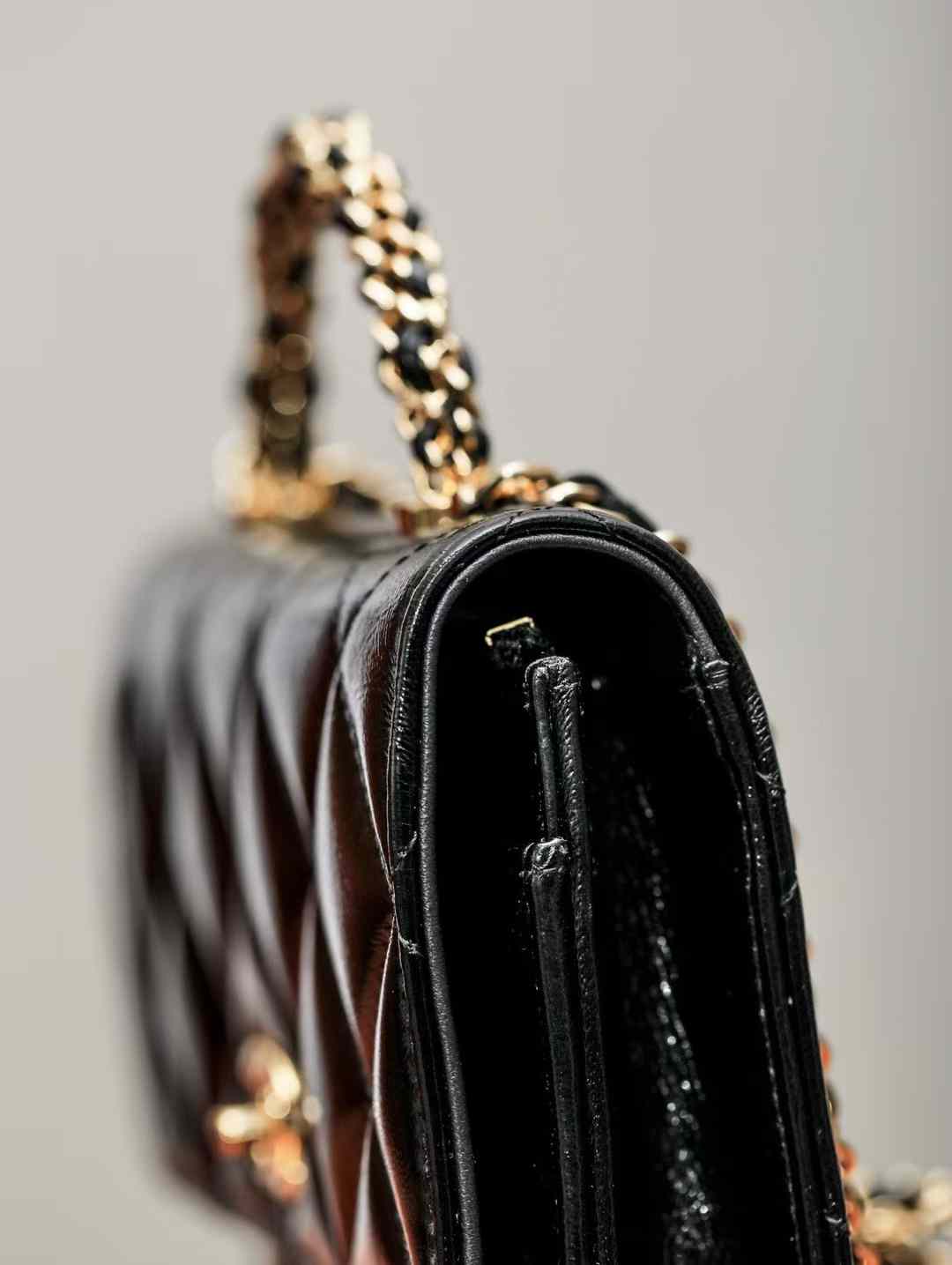 Chanel Chain wallet view 7