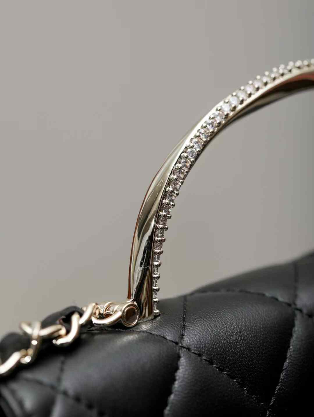 Chanel Chain wallet view 7