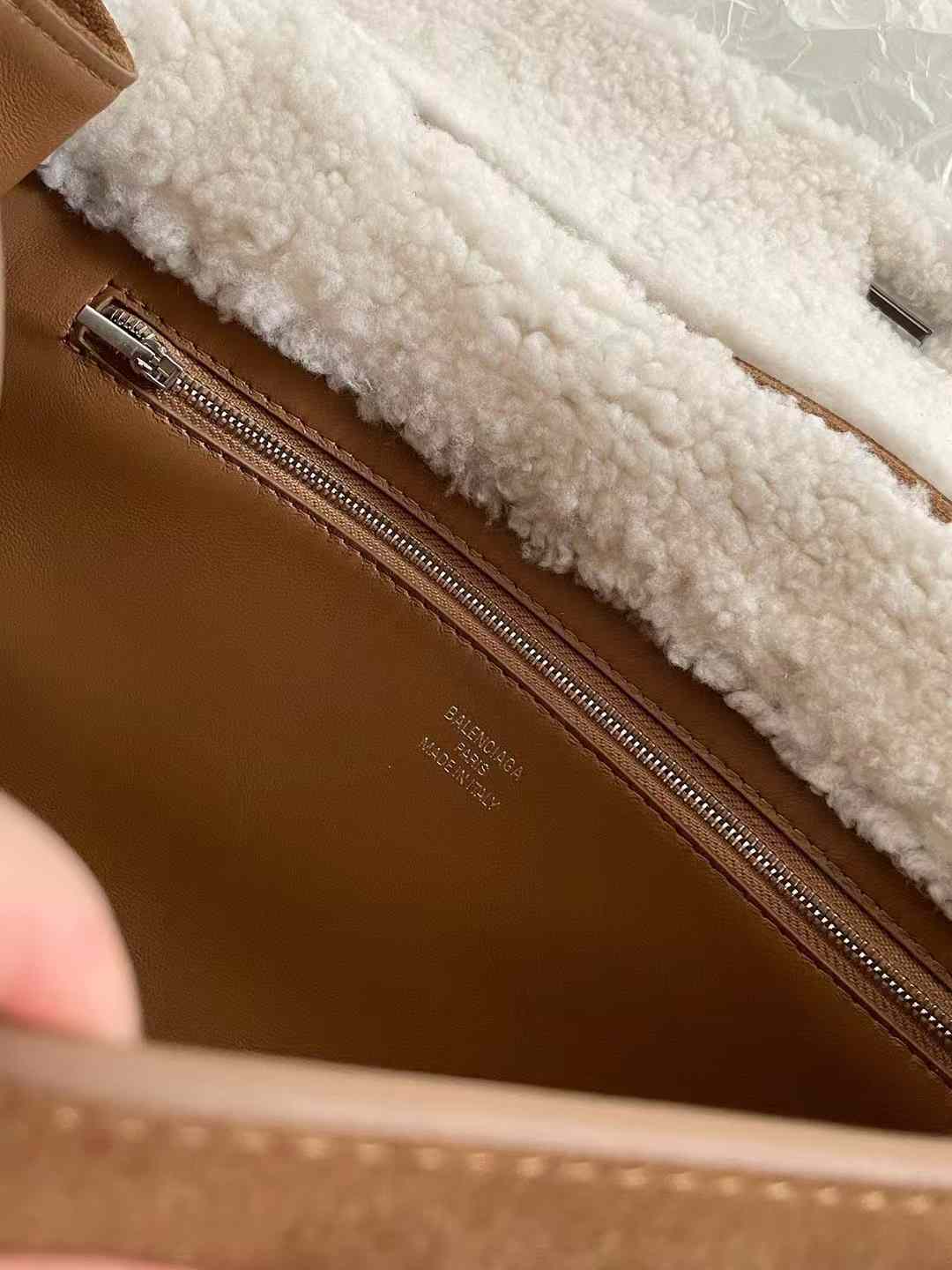 Balenciaga Rodeo Bag view 7