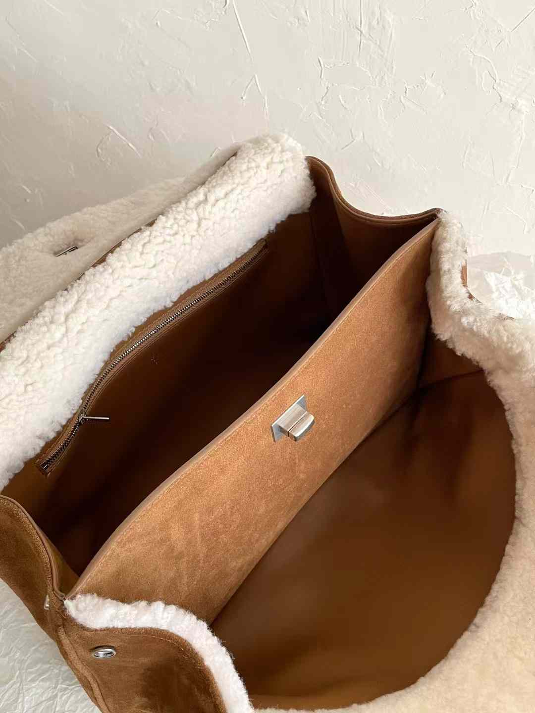 Balenciaga Rodeo Bag view 8