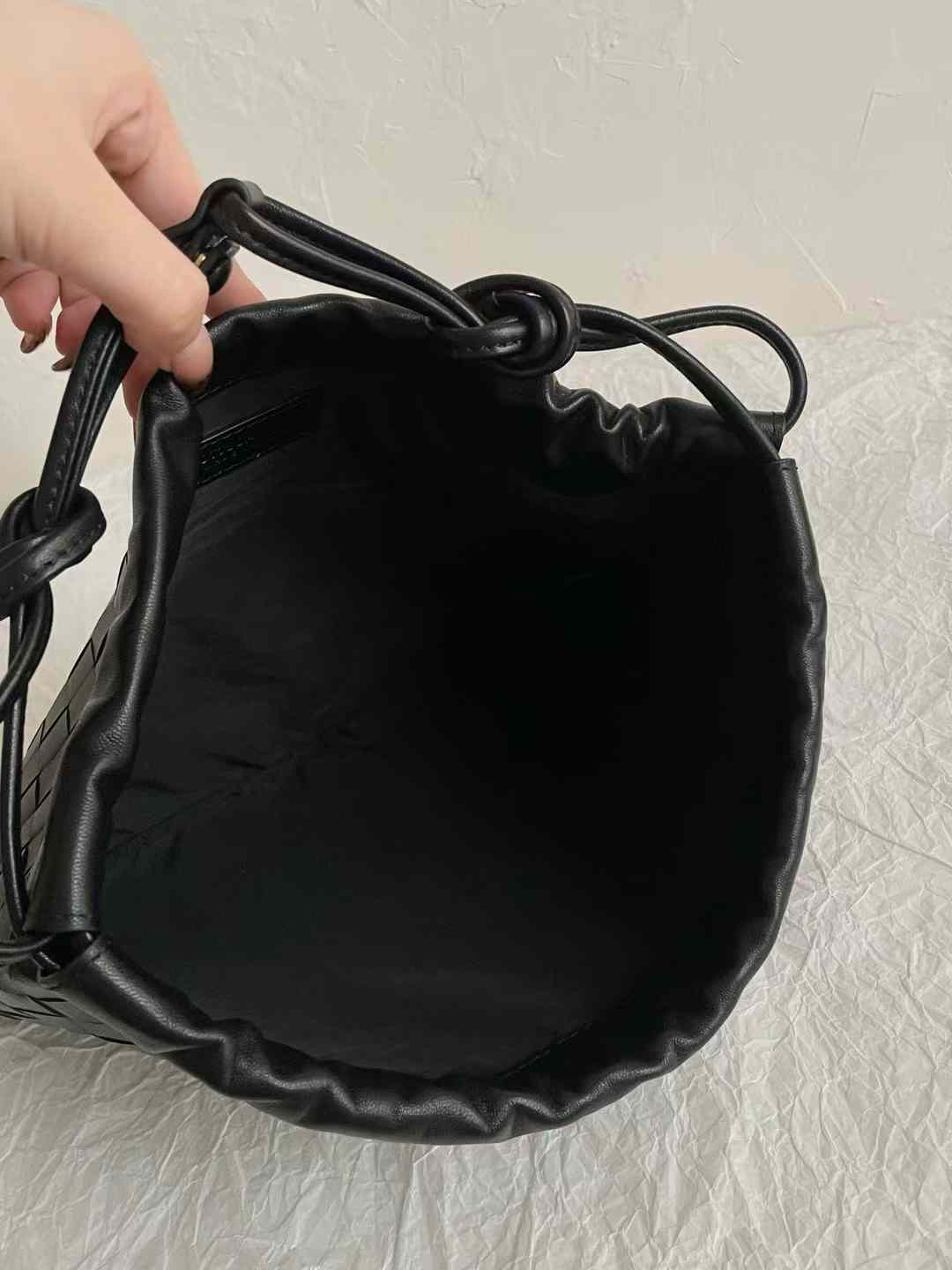 Bottega Veneta Bv Dustbag view 34