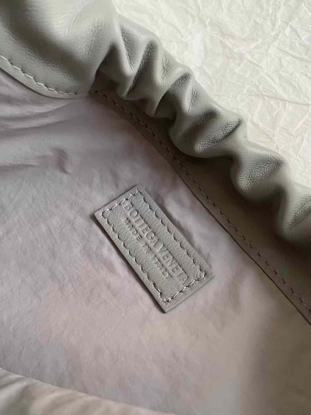 Bottega Veneta Bv Dustbag view 6