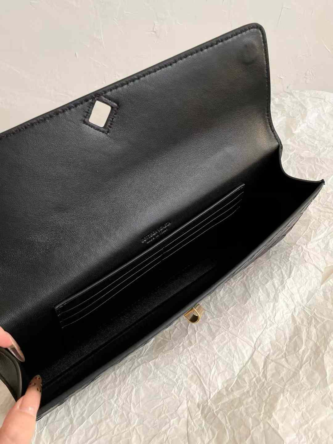 Bottega Veneta BV Andiamo Clutch view 17