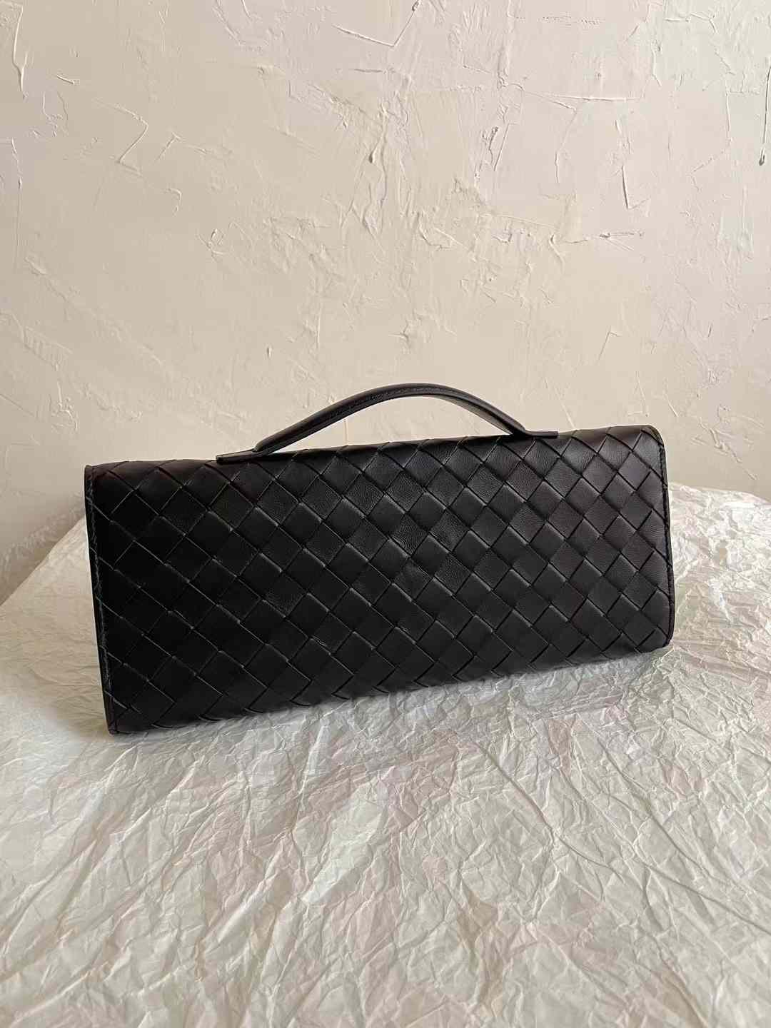 Bottega Veneta BV Andiamo Clutch view 20