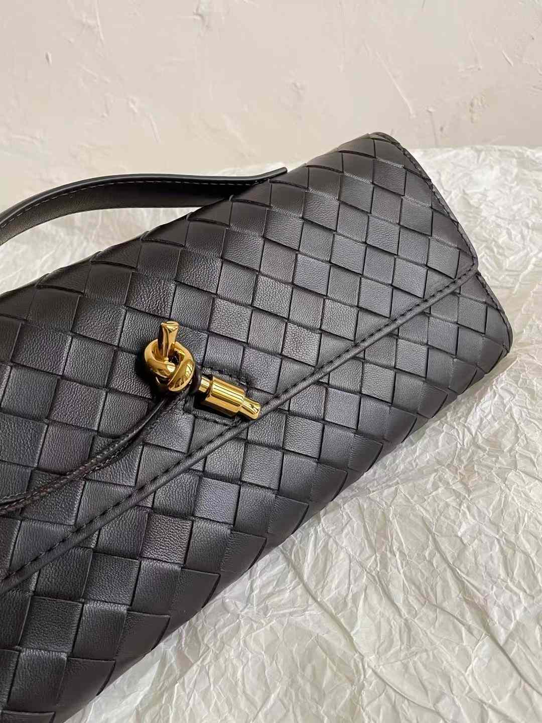 Bottega Veneta BV Andiamo Clutch view 22